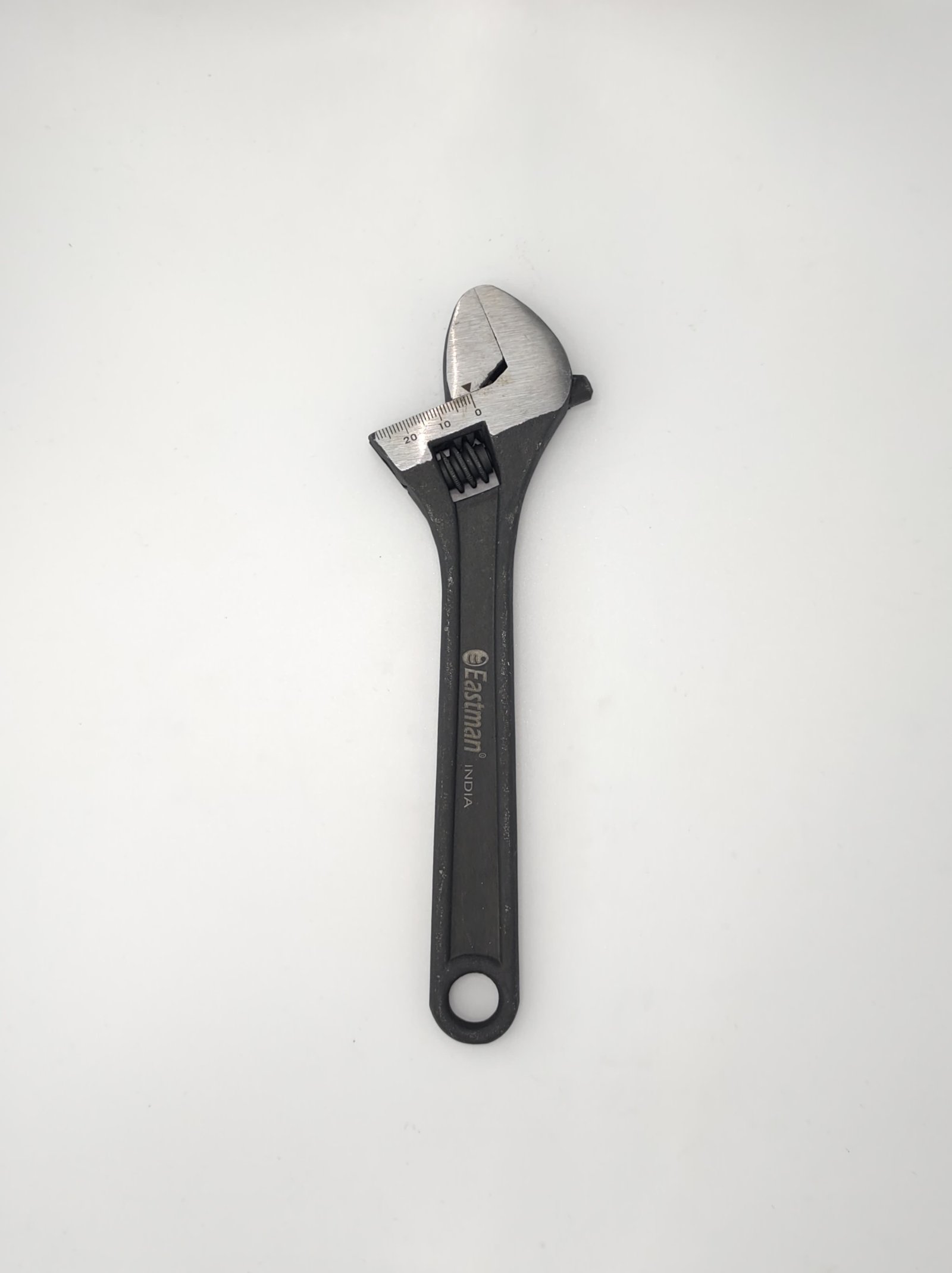 LLAVE AJUSTABLE FOSFATADA 6" EASTMAN